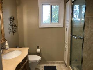 Comfort Stays near Toronto Airport - Mississauga - 5