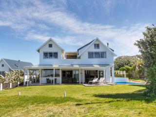Beach Break Guest Houses and Villas - Cape St. Francis - 0