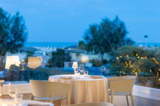 Hotel Continental - Rimini - 7