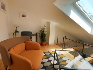 Gavan Room - Cres - 2
