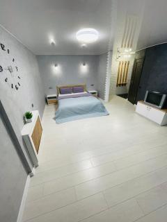 ApartCenter Студия LUX в центре города - Krivói Rog - 9