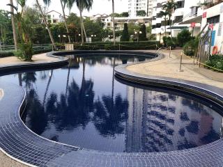 Beach Resort Home Stay Batu Ferringhi 02 - 0