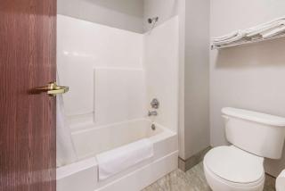 Suburban Studios Mason Hwy 42 - 4