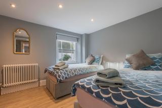 The Royal George - 3