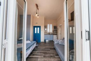 Cyclades Luxury Studios - 2