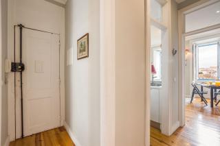 Bright Tailor Made Apartment by the Castle - Lissabon - 8