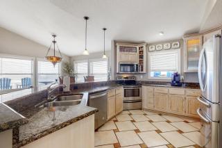 1060 S Fletcher Ave - 7