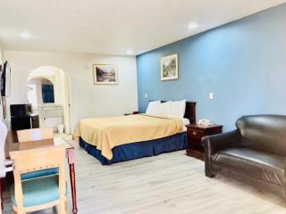 Americas Best Value Inn and Suites Houston/Northwest Brookhollow - Houston - 4