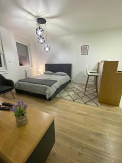 Sun Square Apartments - 1