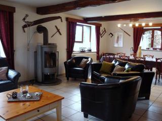 Holiday Home in Humain with Garden - Marche-en-Famenne - 4