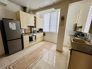 La Gare Apartment - Varna - 3