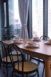 Southbank Apartment with pool Brisbane CBD Hosted by Homestayz - Brisbane - 4