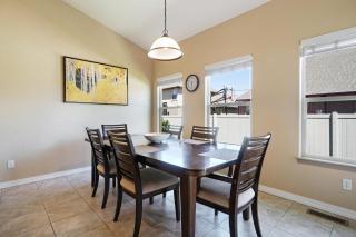 Velo Iii - Spacious One Level, Covered Patio, Jetted Tub, Cozy Living Rm, Smart Tv - 5