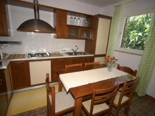 Charming Holiday Home in Pula near Beach - Štinjan - 5