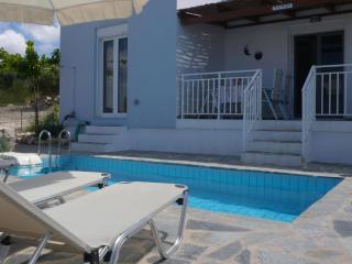 Villa in Loutra with Sea View and Pool - Loutra - 0