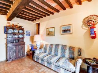 Belvilla by OYO Welcoming Holiday Home with Pool - Monterchi - 1