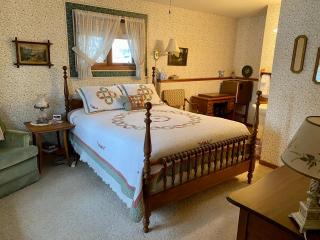 Pinehaven Country Inn - 3