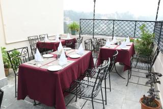 Auckland Hotel and Restaurant Near Mall Road - Shimla - 4
