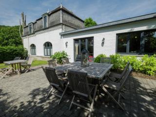 Charming Holiday Home Along the Meuse - Hastière-par-delà - 6