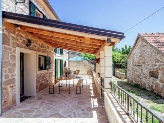 Holiday Home Zaton with Pool near River Canyon - Obrovac - 3