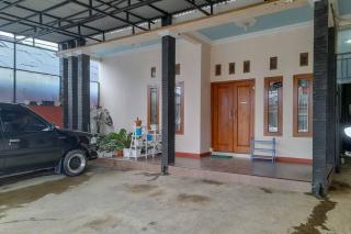 RedDoorz Syariah near Komplek Candi Arjuna Dieng 2 - 2