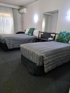 Belconnen Way Hotel & Serviced Apartments - 7