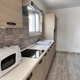 F6 Room 1, Private Room one small double bed shared bathroom in shared Flat - 3