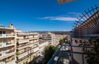 Spartan 5th floor apartment - 7