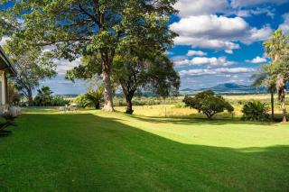 Matabanari Luxury Farm House - 4