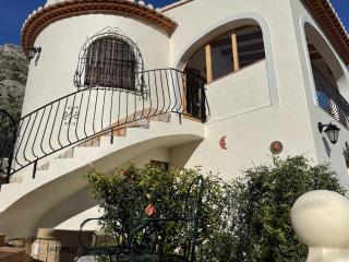 Belvilla by OYO Villa Antonio Alto 4 pax - Benichembla - 4
