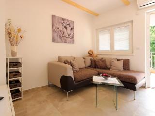 Apartment in ilo with Private Pool - Šilo - 7