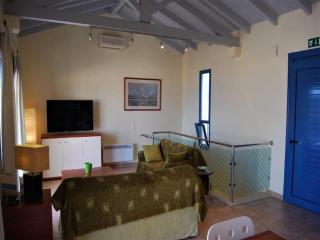 Bohemia Beach House villa near North-East coast - Barbati - 3