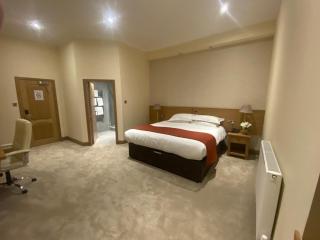 The City Hotel - Dunfermline - 0
