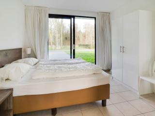 Prime villa with terrace and jetty - Zeewolde - 2