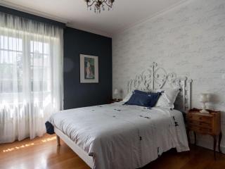 Quaint Holiday Home with Garden - 8