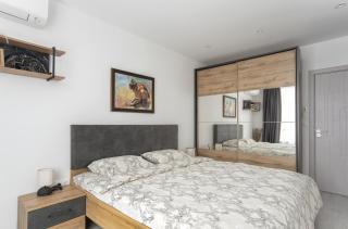 Sunny & Stylish Brand new 2bdr Apartment + Parking - Sofia - 1