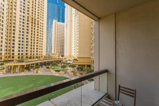 HiGuests - Stylish Apartment in JBR Steps From the Beach - Dubai - 8
