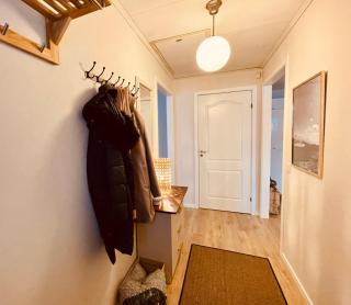 Guestly Homes - Spacious 3BR Apartment with 6 Beds - 3