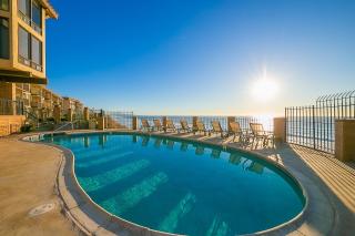 Oceanfront Condo, Hot Tub, Heated Pool, Beach Access, Beach Gear - Solana Beach - 8