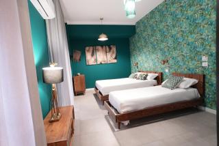 Ross Family Suites - 7