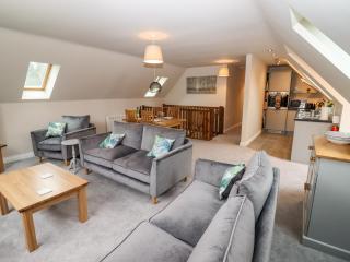 Tree Tops - Witney - 8