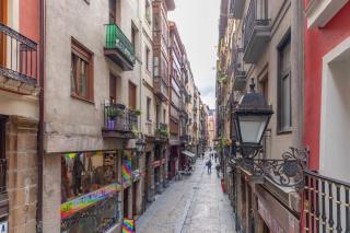 Precioso apartamento con Entrada autónoma en el Casco Viejo - Bilbao - 8