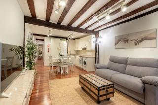 Precioso apartamento con Entrada autónoma en el Casco Viejo - Bilbao - 1