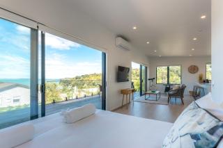 Luna Cottage. Stunning ocean views on Waiheke - 4