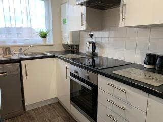 Modern Cosy Warm Home With Free Parking - Chelmsford - 1
