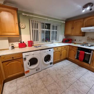 PREMIER - Whifflet Apartment - Coatbridge - 2