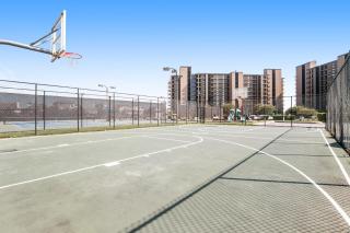 Sea Colony 52009 - 3