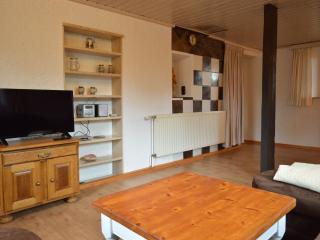 Holiday home in Auw near town center - Auw - 1