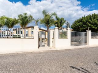 Belvilla by OYO Flat near the sea with patio - Reitani - 3