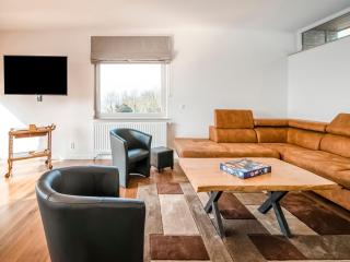 Holiday home in HUY near town center - Huy - 8